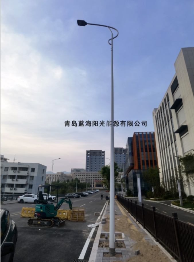 青島藍(lán)海陽(yáng)光能源有限公司-青島加工生產(chǎn)LED路燈太陽(yáng)能路燈智慧路燈廠(chǎng)家